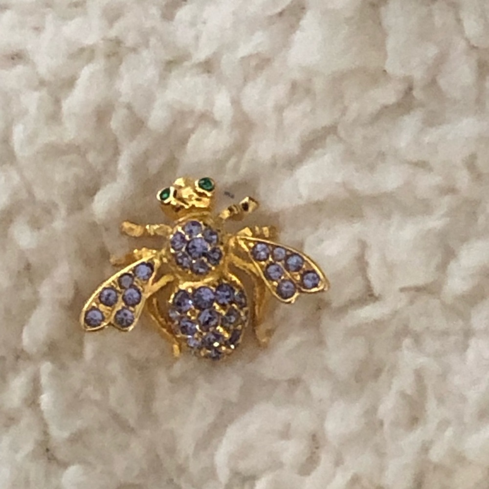 Vintage! Bee pin gold like with gems / costume jewelry